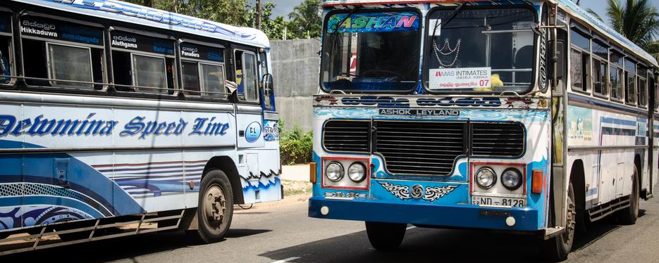 Typowy lankijski autobus
